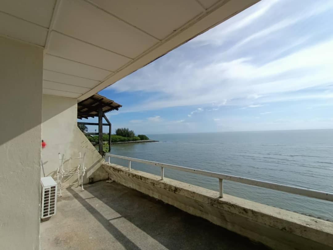 Paradise Seaview Homestay Port Dickson Esterno foto